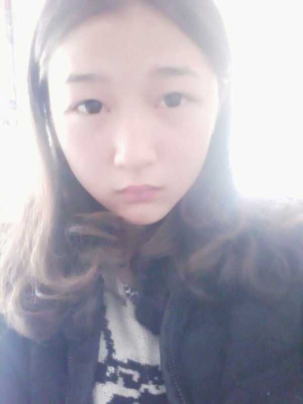 17岁高中学生MM，有实力大叔包养。 第1张