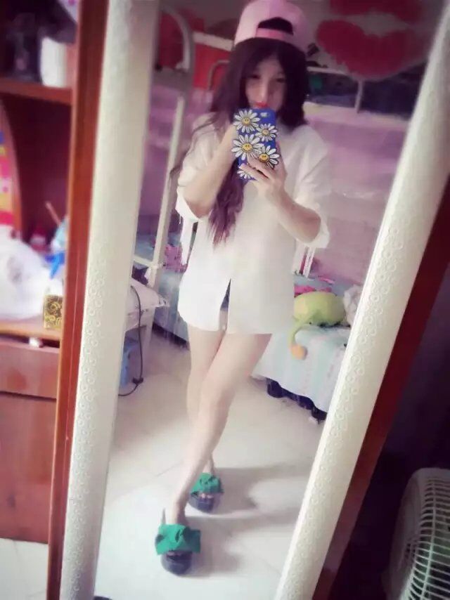167刚毕业女学生气质求找一个好哥哥 第1张