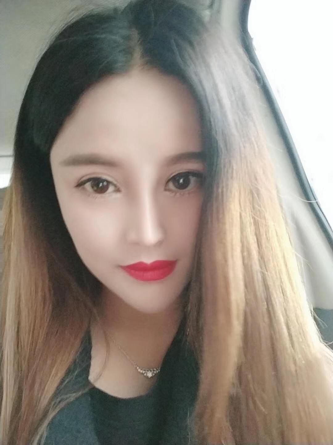 成都肤白清秀女孩，希望长期交往。 第1张