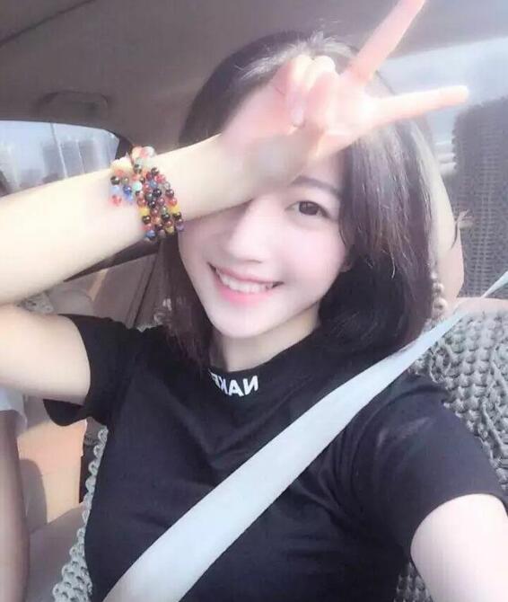 肤白貌美女生，寻觅优秀男士。 第1张