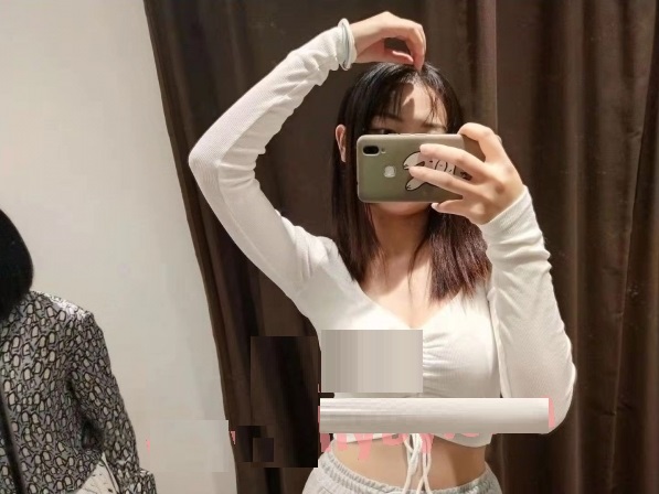 江西学生妹一枚，长相萝莉童颜巨乳。 第1张