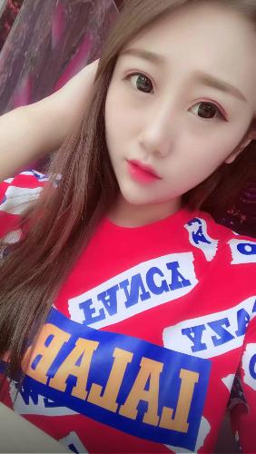 深圳白领小姐姐，高颜值气质好。 第1张
