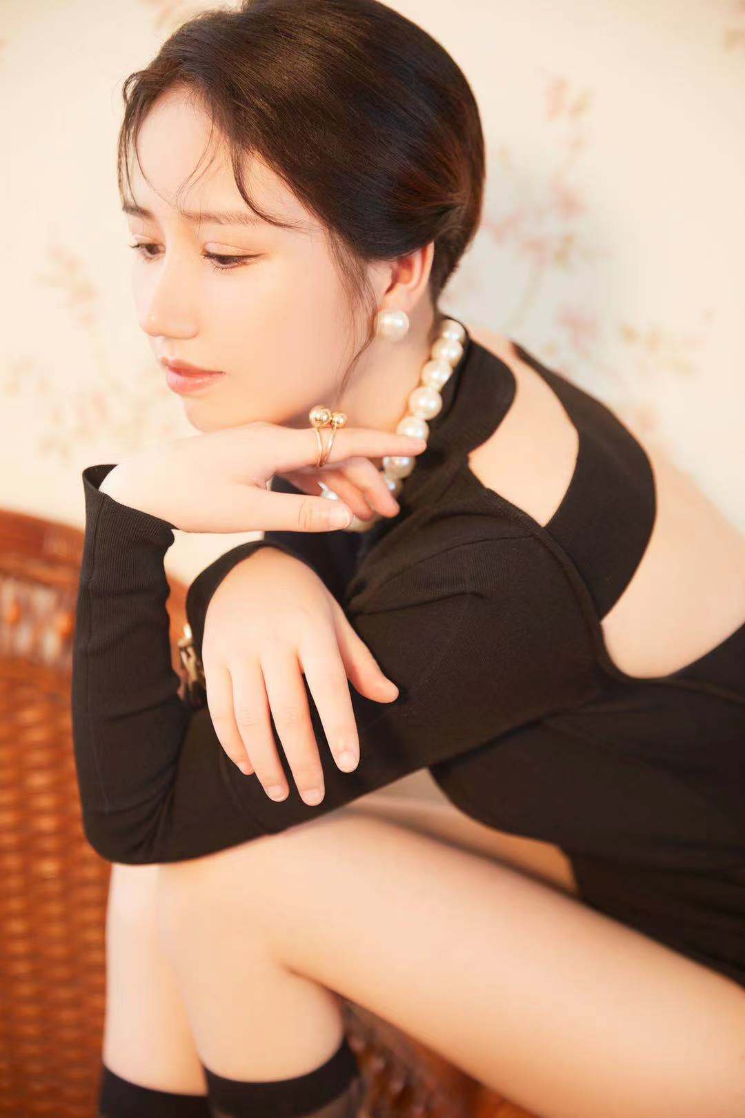 长沙01年168胸C腿长可御可萌可性感求素质金主 第3张