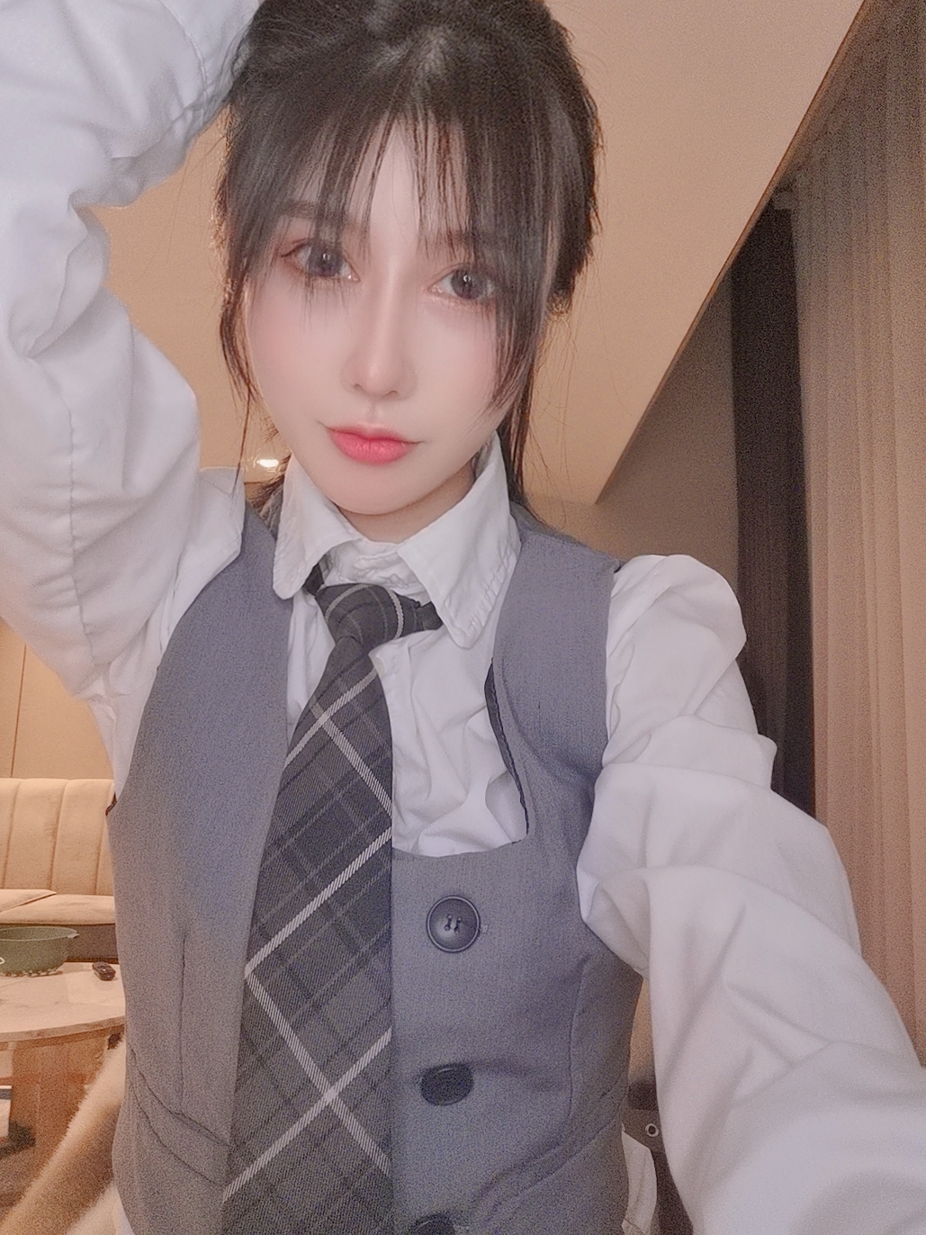 00妹妹刚出社会找个有经济能力的哥哥 第2张