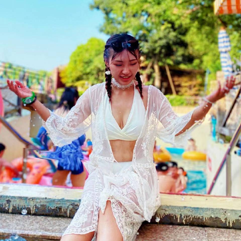 上海白领女孩找素质成功男士 第1张