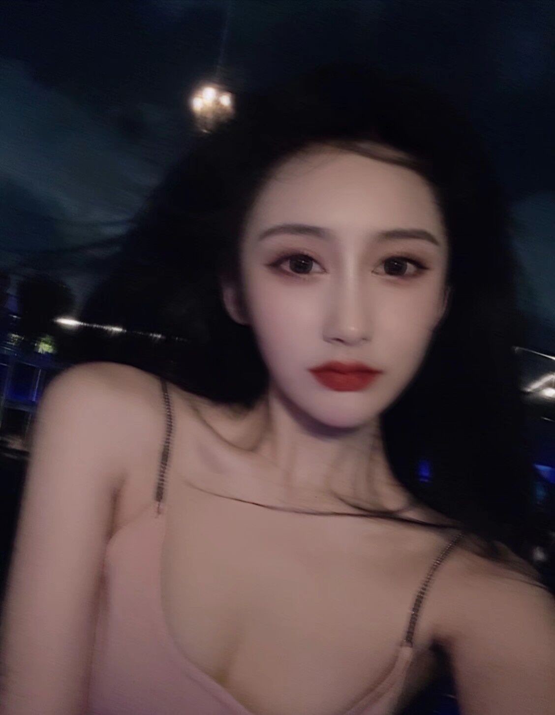 高颜值，170长腿女孩，腿控哥哥进！ 第1张