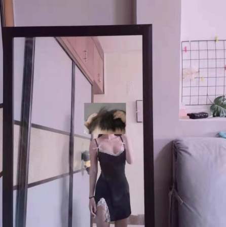 广西南宁性感小女求土豪哥哥包 第1张