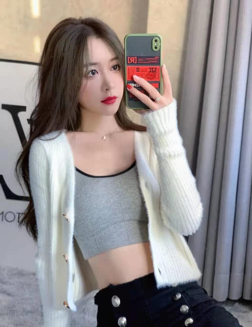 身高168长腿女生寻经济实力较好，素质好的男士 第1张
