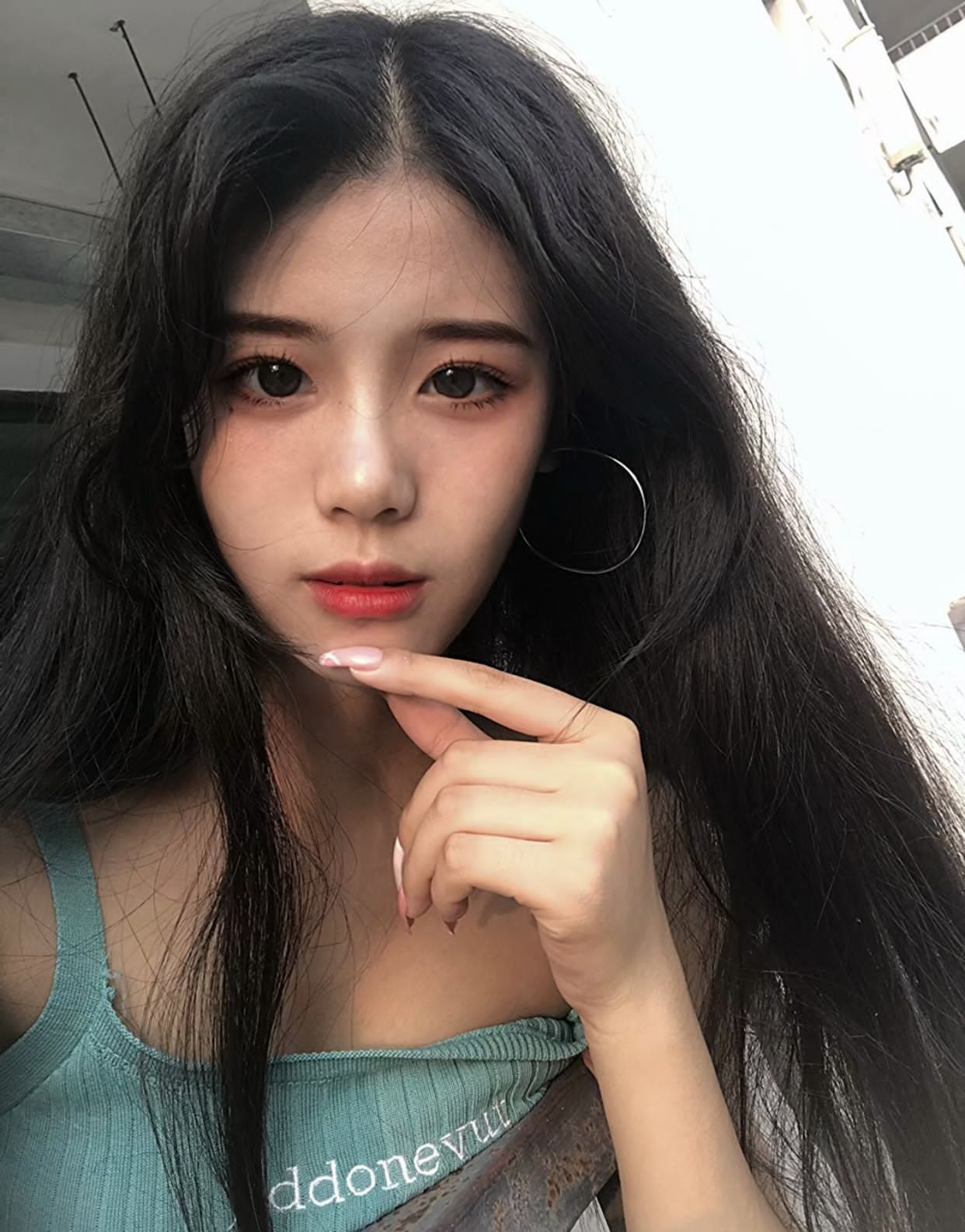 舞蹈学院毕业漂亮女孩，身材好，可一字马 第1张