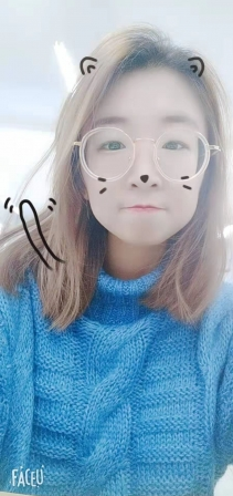 素颜女孩，在校大学生，想找个省内的叔叔包养 第1张