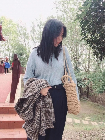 素颜女孩真诚求包养，可以去外地 第1张