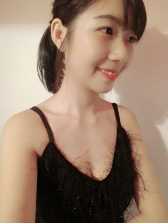 童颜巨乳四川女孩子，甜美漂亮，找素质富豪。 第2张