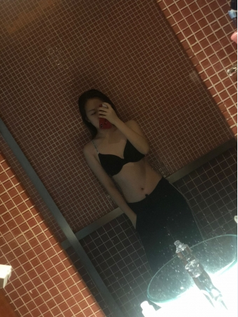 素颜女孩，性格比较真实，期待长期处 第1张