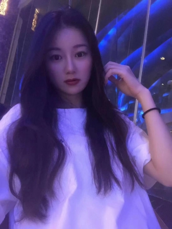 深圳女孩颜值身材佳寻素质男士 第2张
