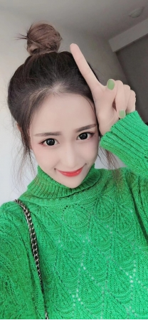 99年，身高169，肤白苗条长腿小姐姐 第1张