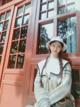 长相清秀，身高169舞蹈女孩 第1张