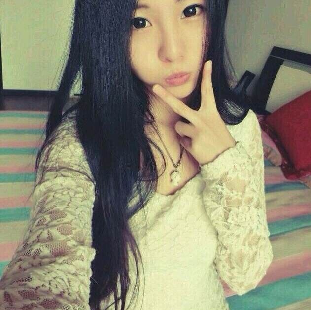 高颜值学霸真实美女，诚寻实力富豪！ 第1张