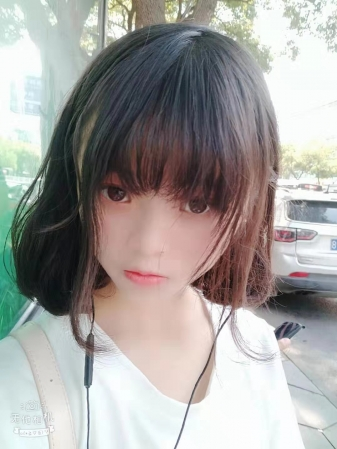 湖南身材娇小萝莉妹纸求包 第2张