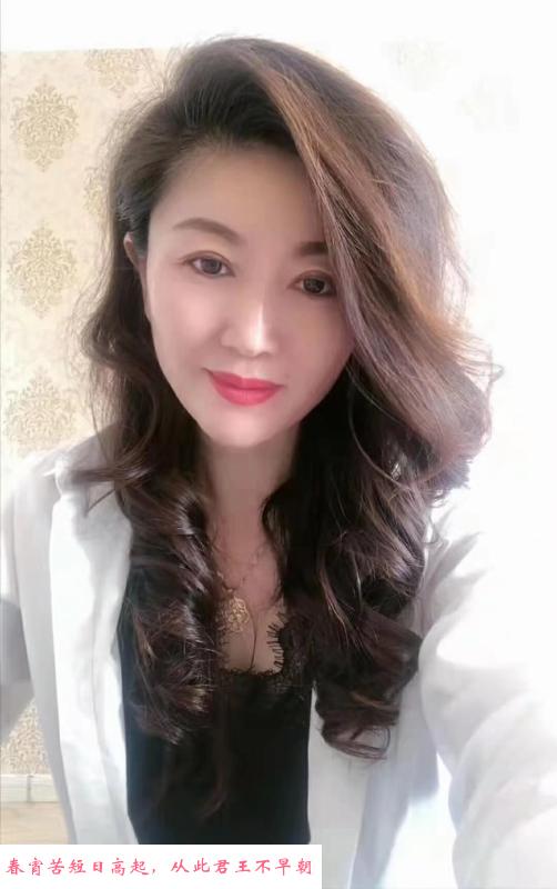 体验喷水梅姐 第1张