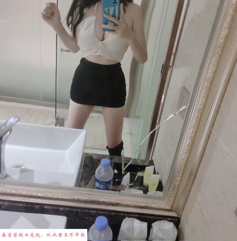 珠海前山巨乳晴晴 第2张