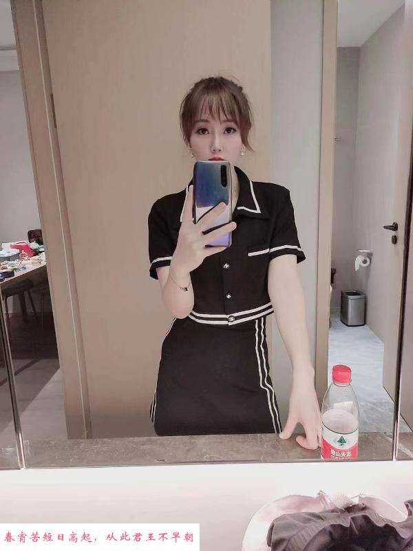 微胖黑丝小姐姐 第3张