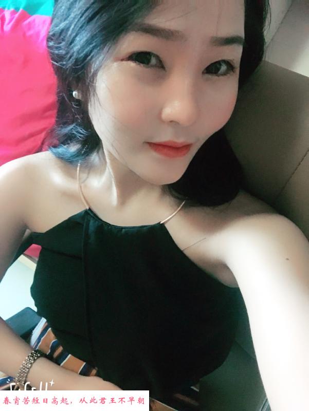 御姐大波浪 第1张