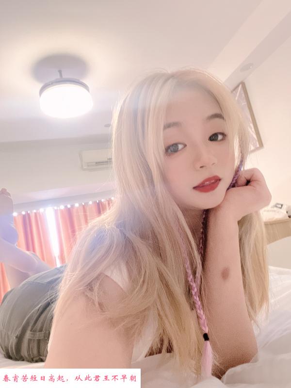 天河小萌妹周周 第1张
