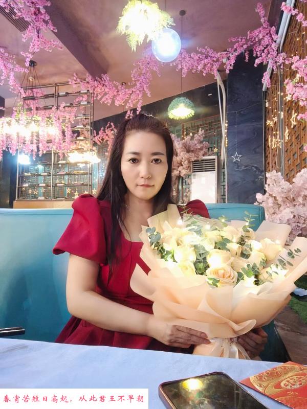 东莞足交熟女 第1张