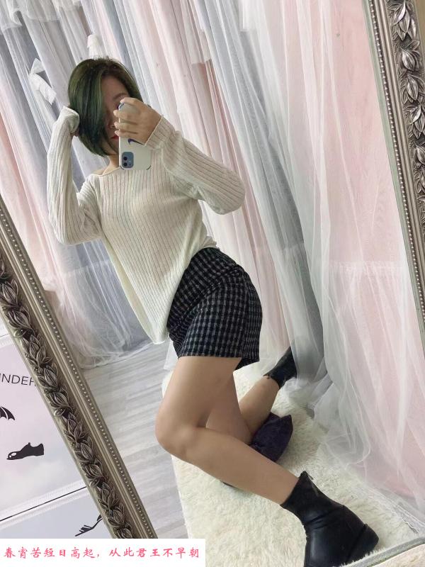 高高瘦瘦的美女 第3张