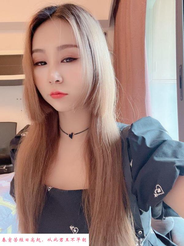 体验的小美女一枚 第1张