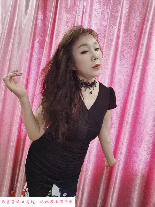 轻熟女意犹未尽 第2张
