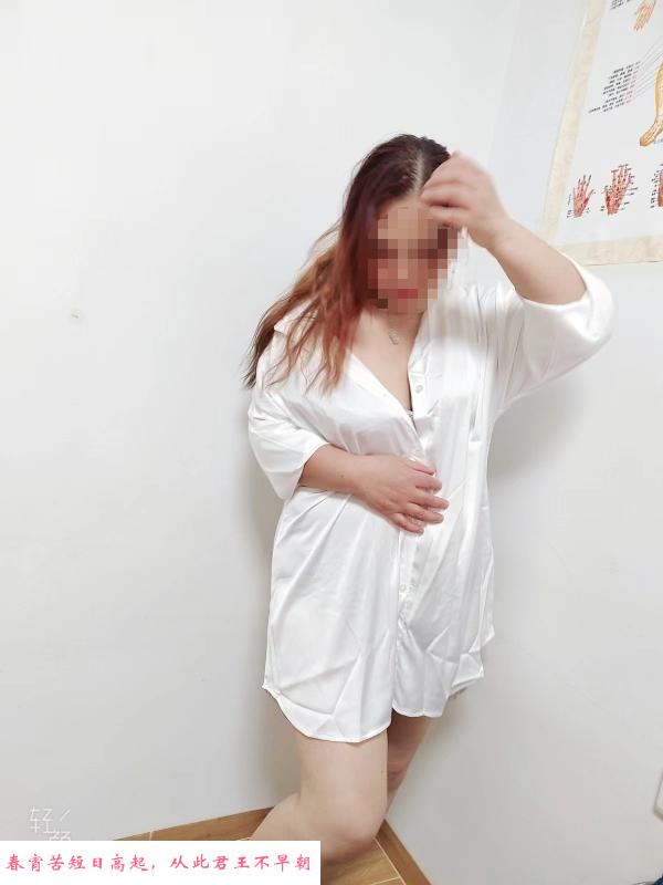 深圳北熟女三通水床 第2张
