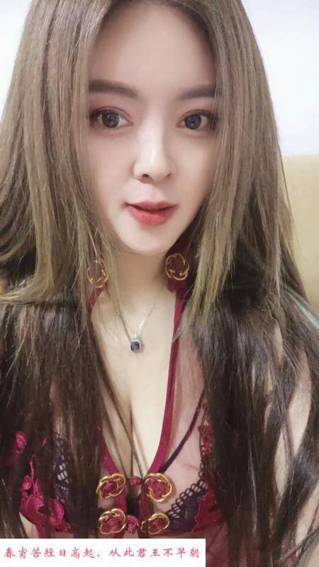 泻火时尚小妞 第1张