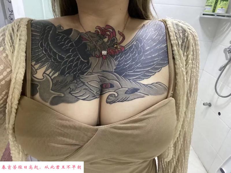 00后纹身巨乳kk 第2张