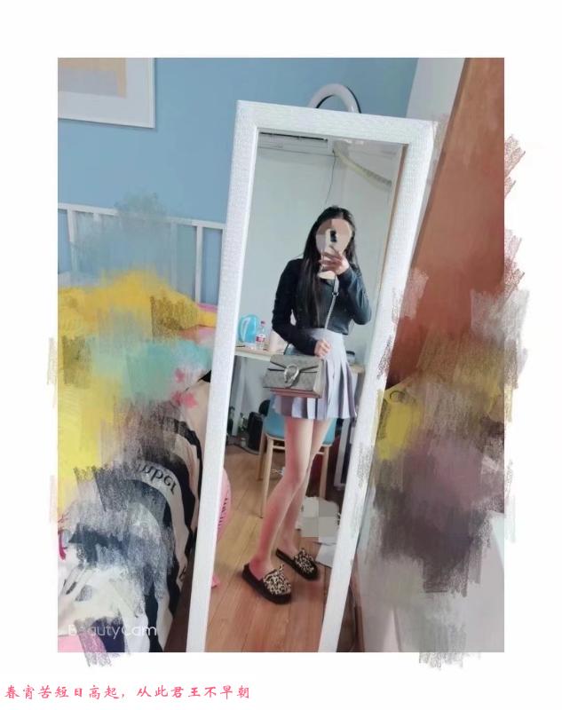 年轻丰满好身材妹纸 第2张