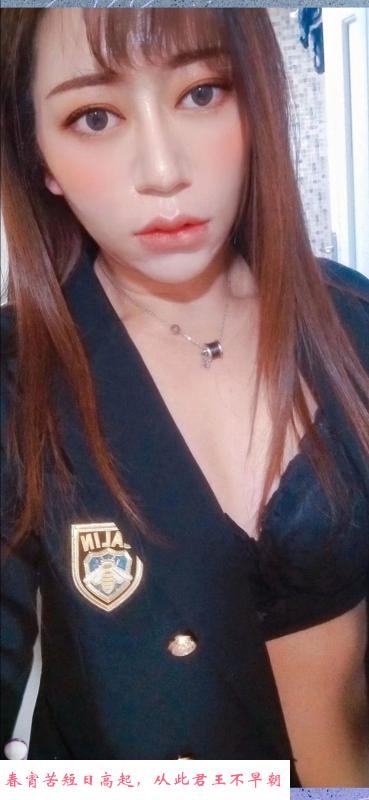 深喉大长腿美女 第1张