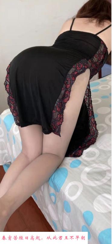 三通包时长腿熟女 第1张