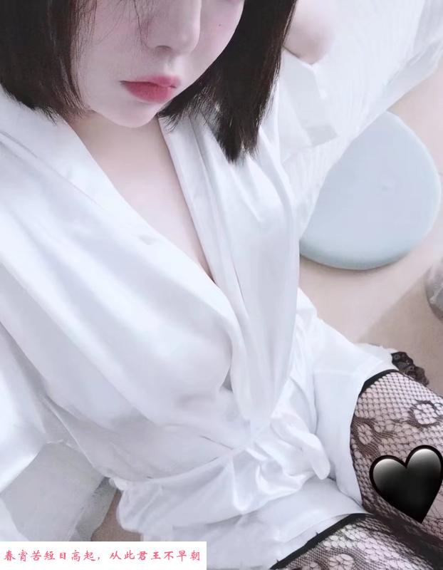 前凸后翘馨馨 第4张
