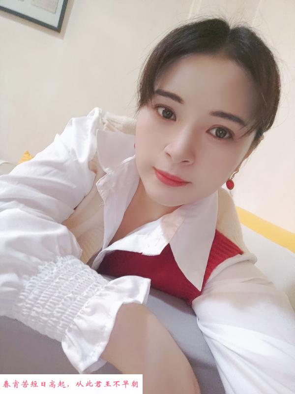 中尺可以开大的妹子 第1张
