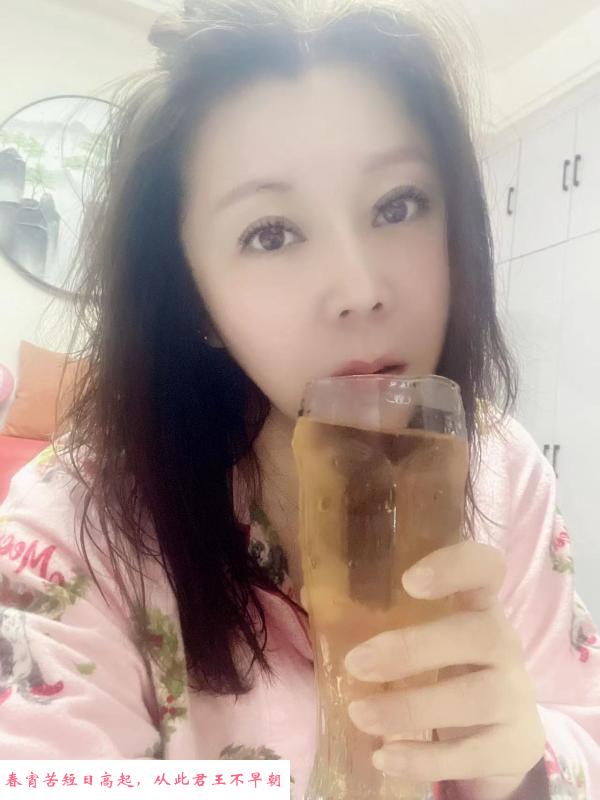会喷水金鑫鑫 第2张