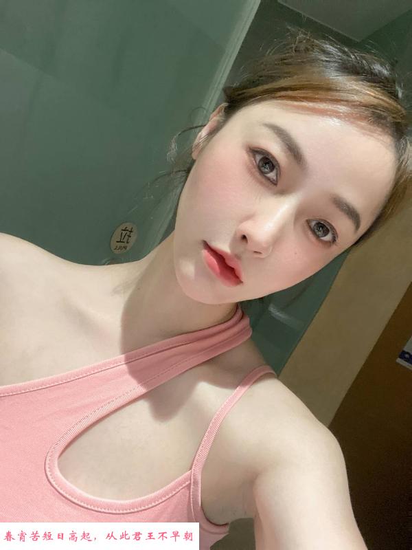 南山奶子很大的骚妹 第3张