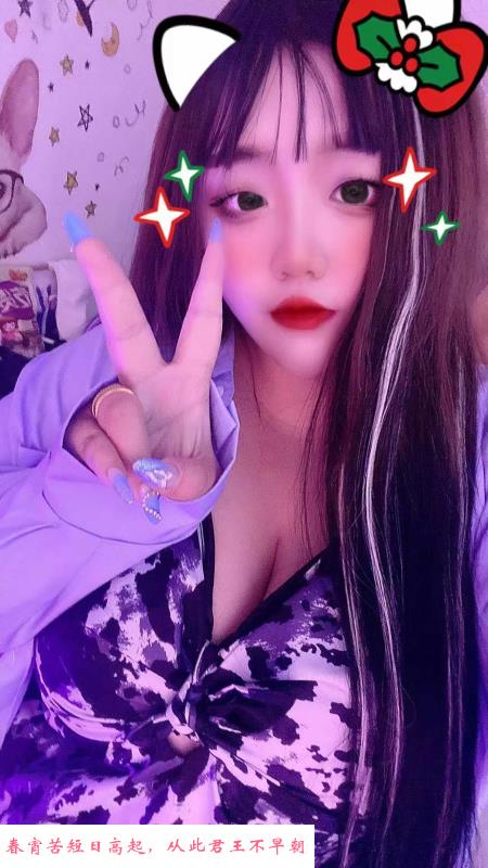 丰满小美女 第1张