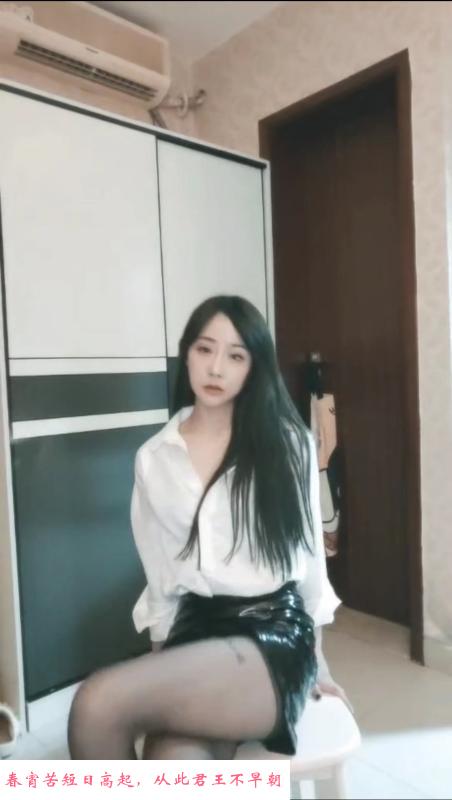 罗湖丑丑黑丝皮裙 第4张