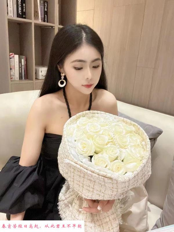 深圳罗湖小姐姐漂亮 第1张