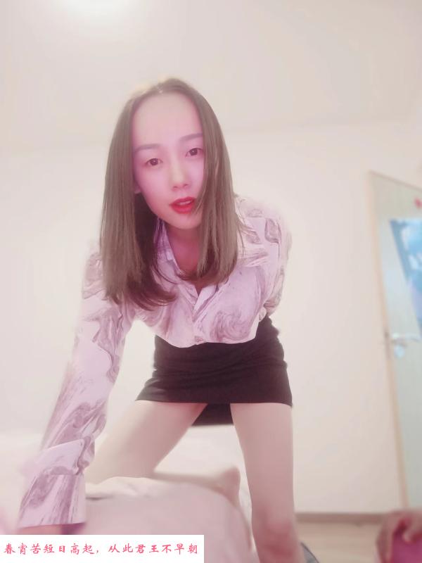 水多小少妇 第1张