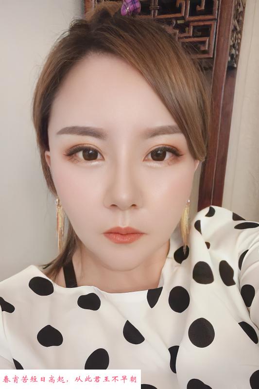 大波美女伊伊 第1张
