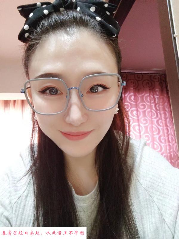 大世界高颜值妹子 第2张