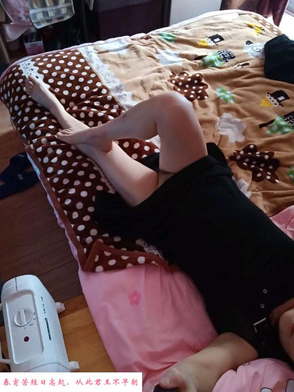 三通超级熟女 第3张