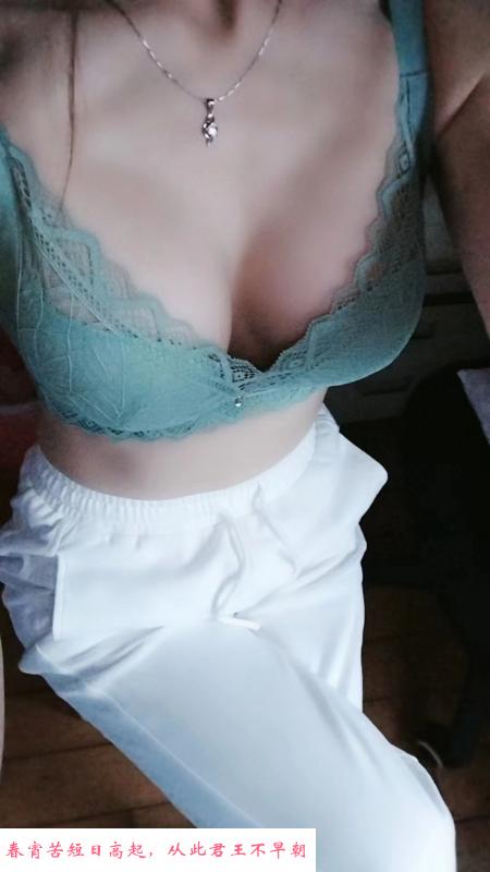 南坪高挑大胸美女 第4张