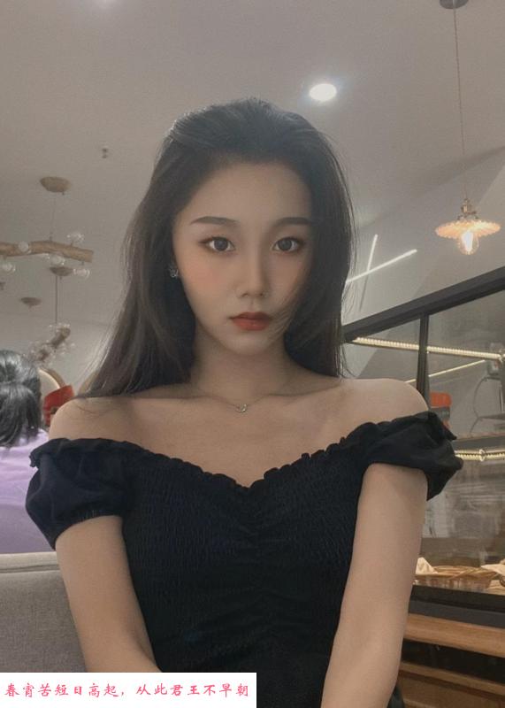 温柔又奔放的妹子 第2张
